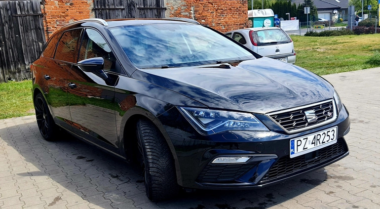 Seat Leon cena 69900 przebieg: 62000, rok produkcji 2018 z Kórnik małe 326